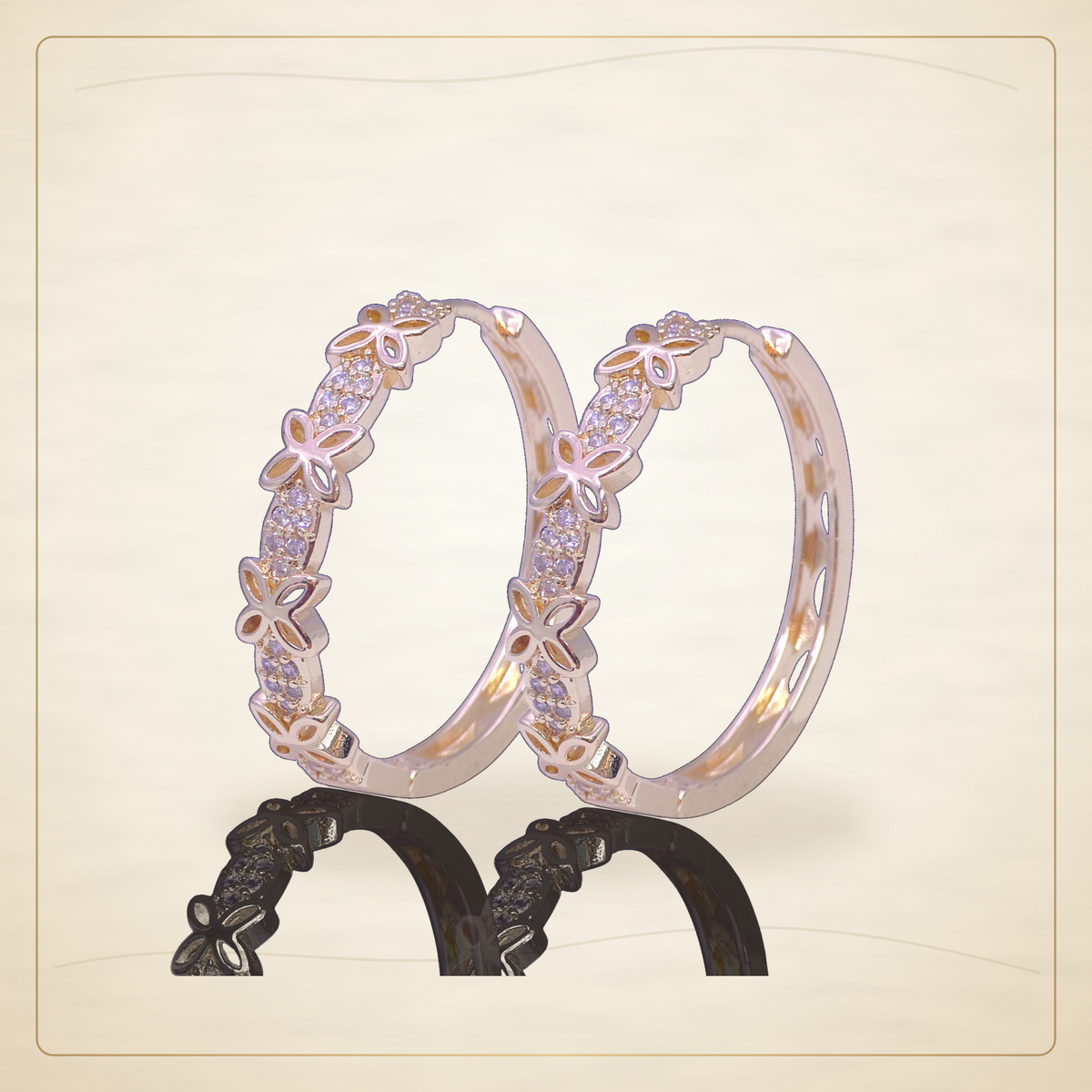 Oro Laminado · Aretes de Aro Fleur Zirconia / Fleur Zirconia Hoop Earrings — Golden Shop 11